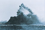 昭和42年の台風でケーソンがこわされた北防波堤