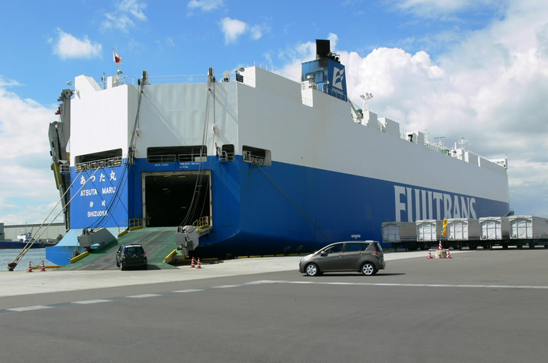 RORO船/自動車運搬船の写真