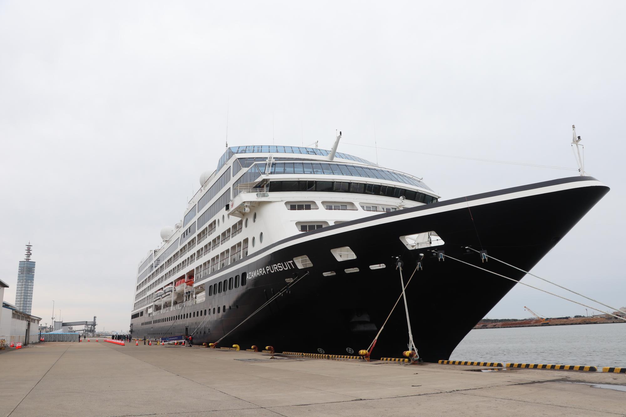 250410azamara.JPG