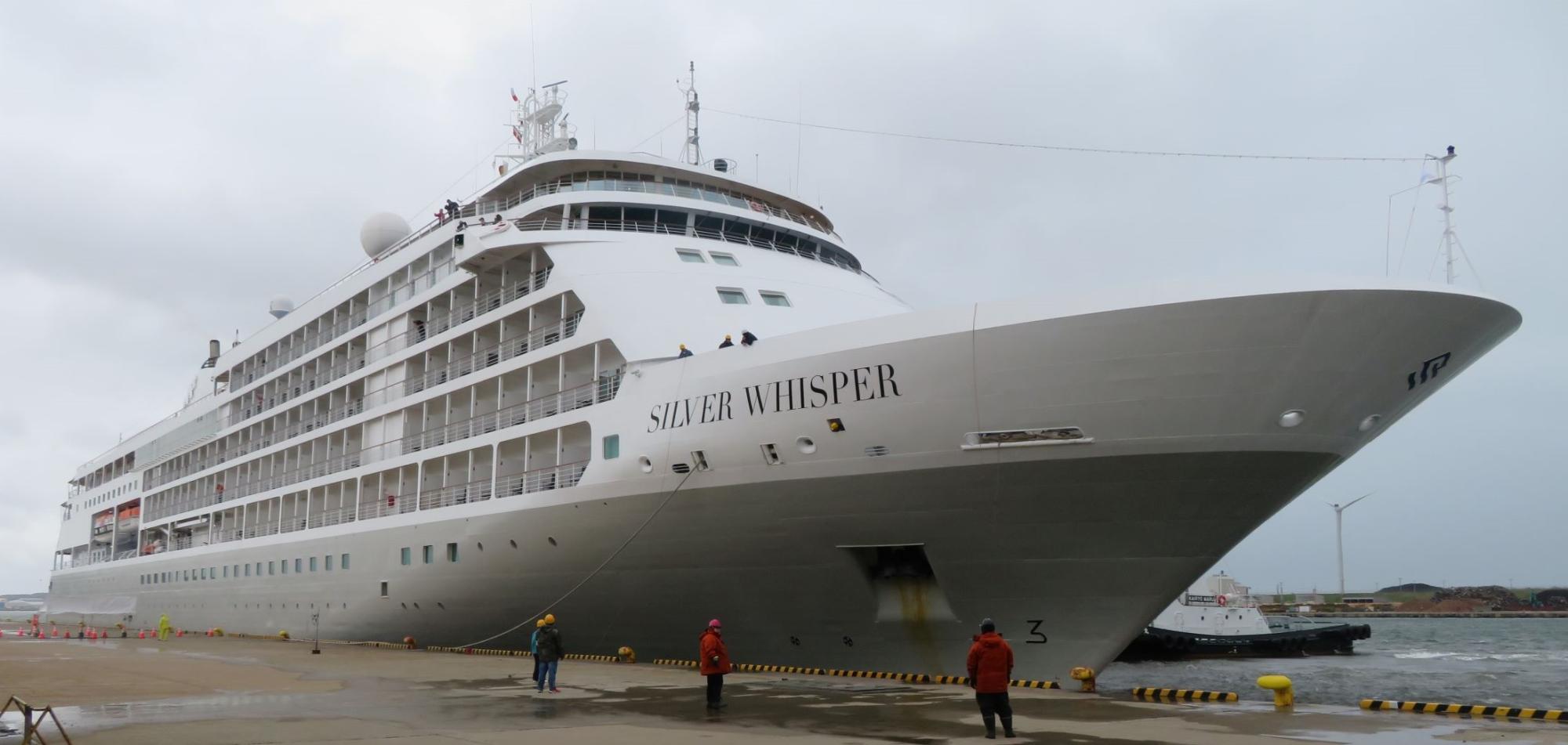silverwhisper.JPG