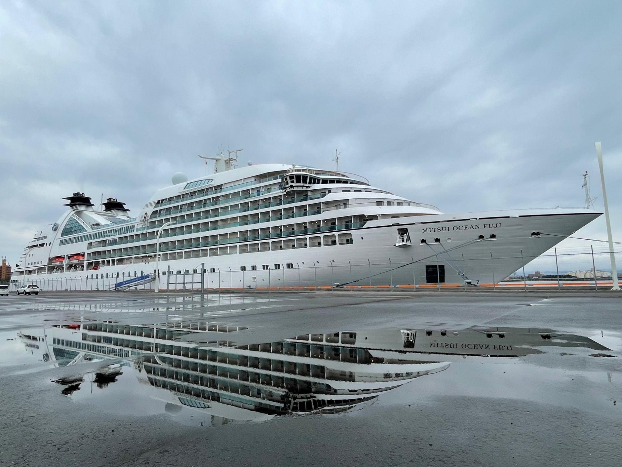 56MitsuiOceanFuji.jpg