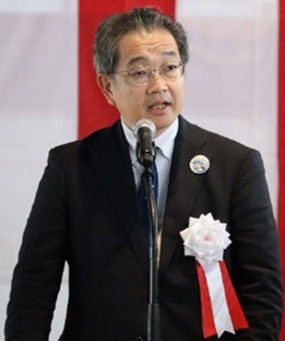 1011_abe3.jpg