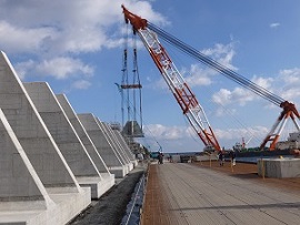 平田地区で製作された逆T型ブロック