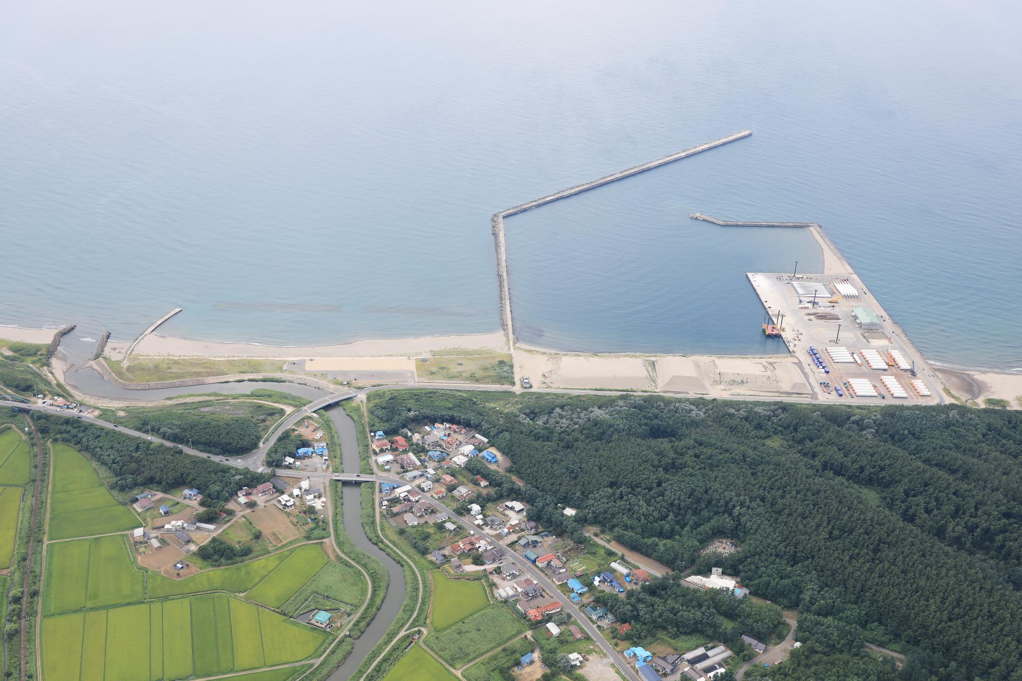 七里長浜港航空写真