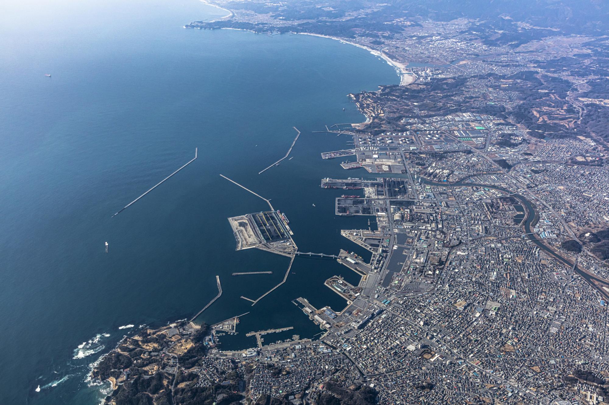 小名浜港航空写真