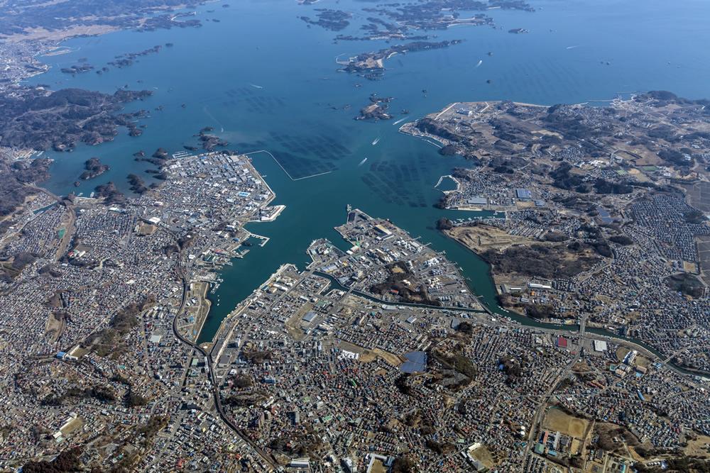 仙台塩釜港（塩釜港区）航空写真