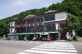 子の口湖畔食堂